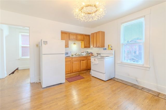 121 Sumner Ave, Forest Hills Boro, PA 15221