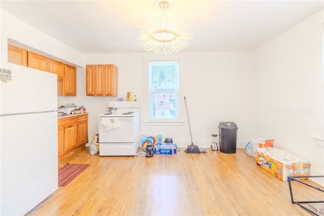 121 Sumner Ave, Forest Hills Boro, PA 15221