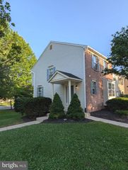 1471 4 POINT CT #1, Eldersburg, MD 21784