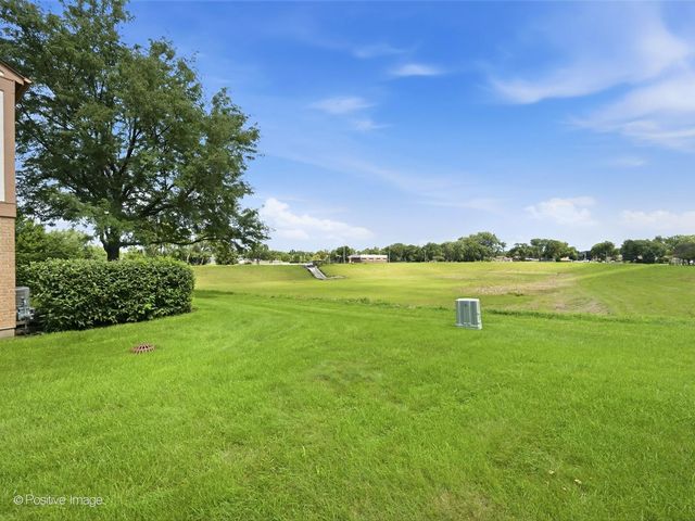 2821 Ashton Court, Westchester, IL 60154