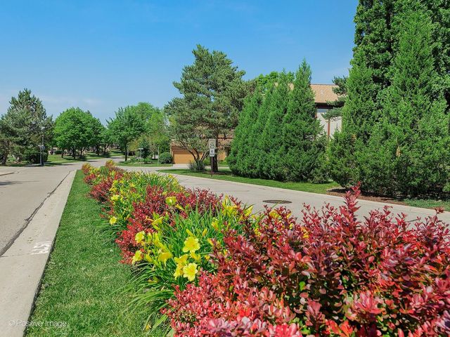 2821 Ashton Court, Westchester, IL 60154