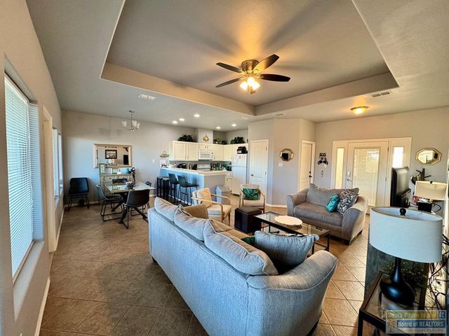 37 Torrey Pines Dr., Laguna Vista, TX 78578