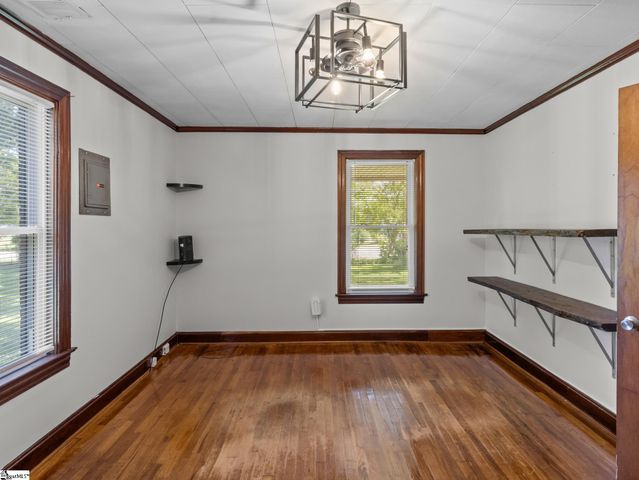 1125 Friendship Road, Seneca, SC 29678