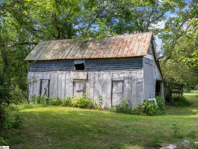 1125 Friendship Road, Seneca, SC 29678