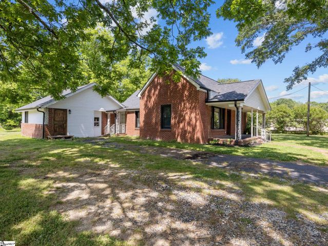 1125 Friendship Road, Seneca, SC 29678