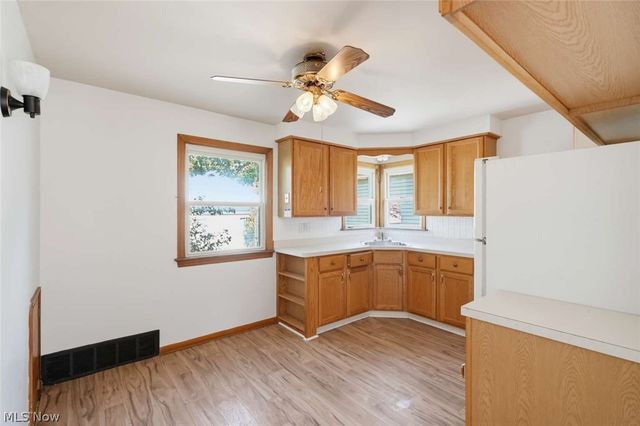 864 Lincoln Boulevard, Bedford, OH 44146
