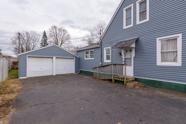 176 N 22nd Street N, Battle Creek City, MI 49015