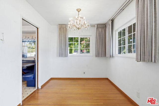 8001 Wentworth Street, Sunland, CA 91040