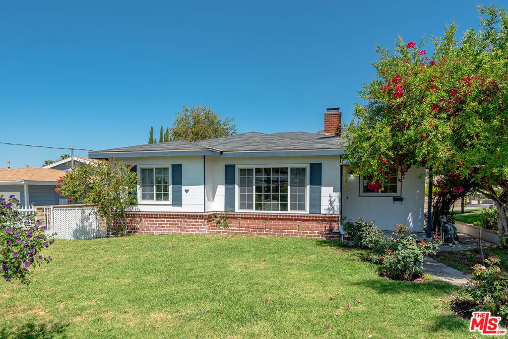 8001 Wentworth Street, Sunland, CA 91040