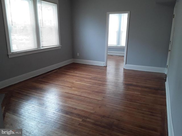 5818 WOODCREST AVE, Philadelphia, PA 19131