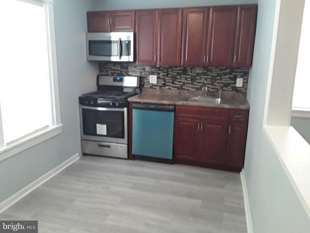 5818 WOODCREST AVE, Philadelphia, PA 19131