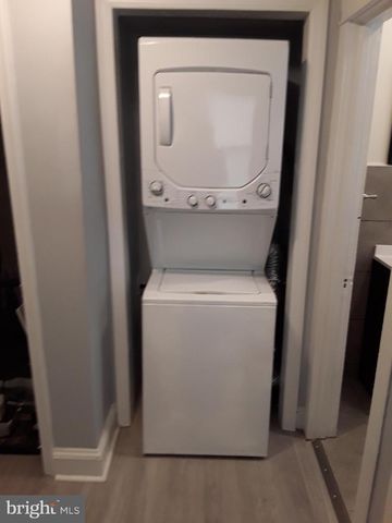 5818 WOODCREST AVE, Philadelphia, PA 19131