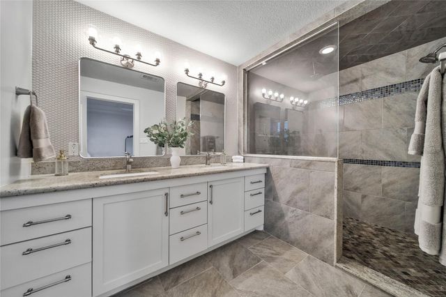 2102 Brimberry Street, Houston, TX 77018