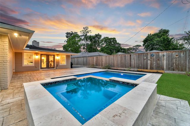 2102 Brimberry Street, Houston, TX 77018