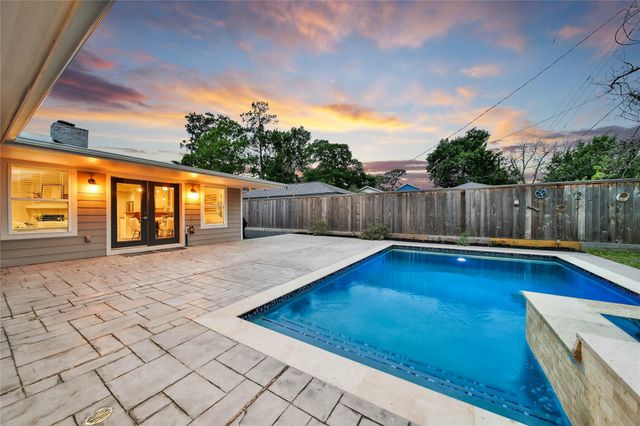 2102 Brimberry Street, Houston, TX 77018