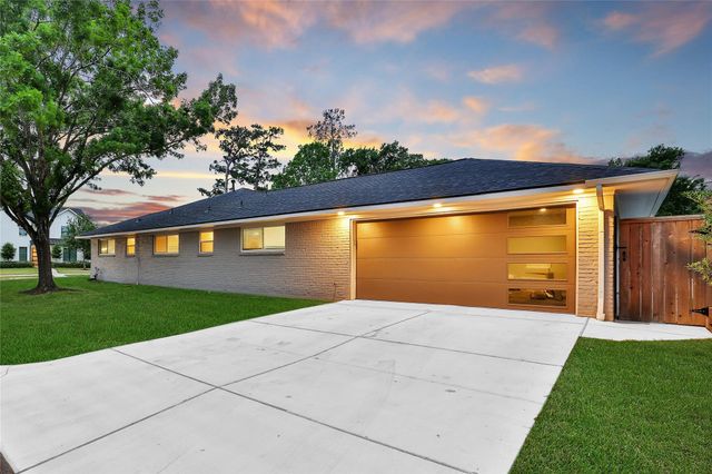 2102 Brimberry Street, Houston, TX 77018