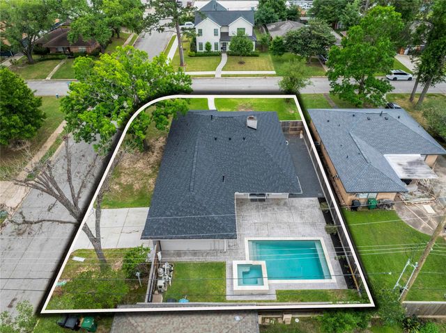 2102 Brimberry Street, Houston, TX 77018