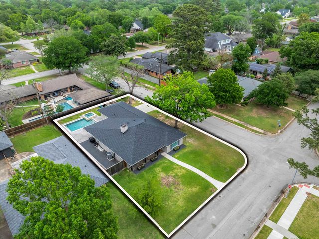 2102 Brimberry Street, Houston, TX 77018