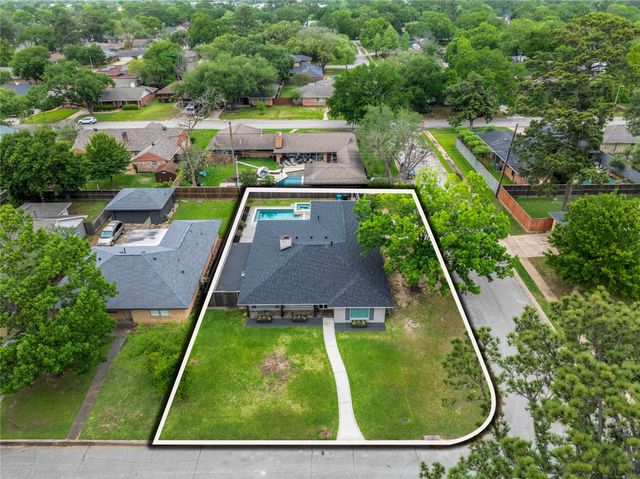2102 Brimberry Street, Houston, TX 77018