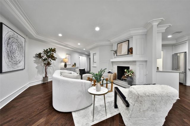 2102 Brimberry Street, Houston, TX 77018