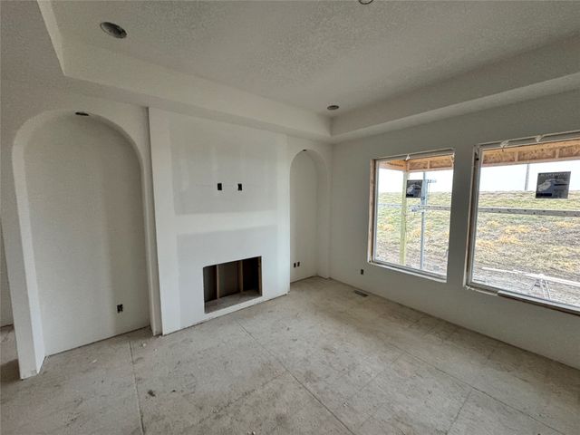 14212 Catalpa Drive, Urbandale, IA 50323