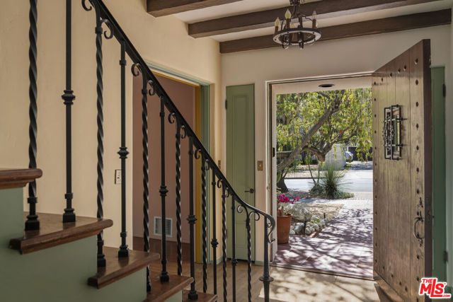 1788 Pepper Drive, Altadena, CA 91001
