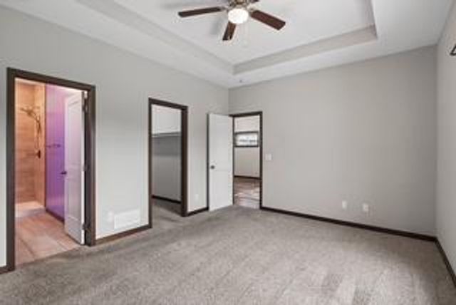 211 8th Avenue NE, Isanti, MN 55040
