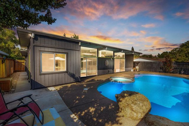 7747 Eastgate Ave, Citrus Heights, CA 95610