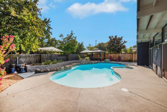 7747 Eastgate Ave, Citrus Heights, CA 95610