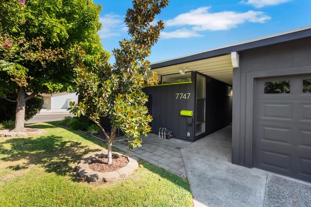 7747 Eastgate Ave, Citrus Heights, CA 95610