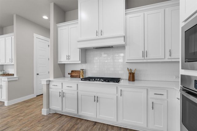 438 Brentwood DR, Austin, TX 78737