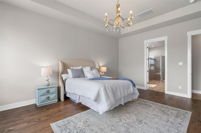 438 Brentwood DR, Austin, TX 78737