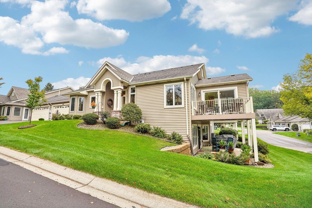994 Stratford Lane W, Burnsville, MN 55337 — exterior