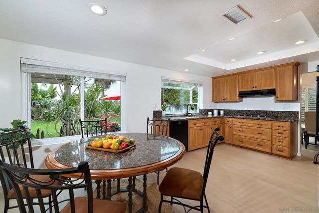 3520 Sitio Baya, Carlsbad, CA 92009