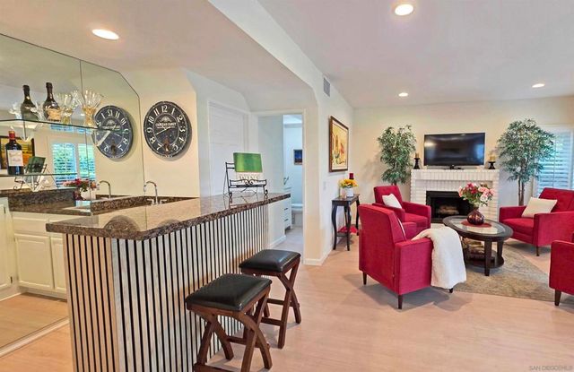 3520 Sitio Baya, Carlsbad, CA 92009
