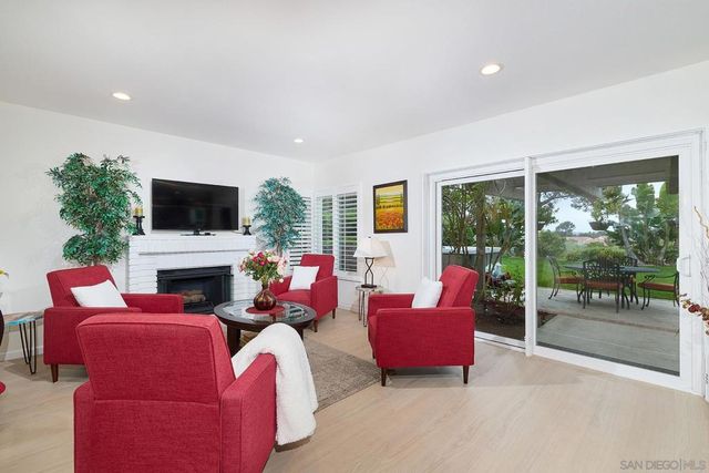 3520 Sitio Baya, Carlsbad, CA 92009