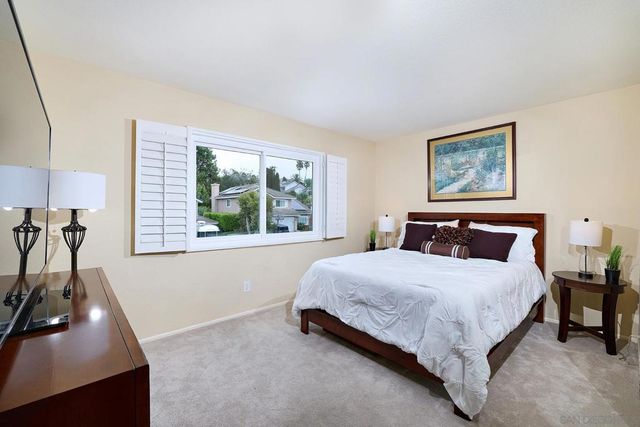 3520 Sitio Baya, Carlsbad, CA 92009