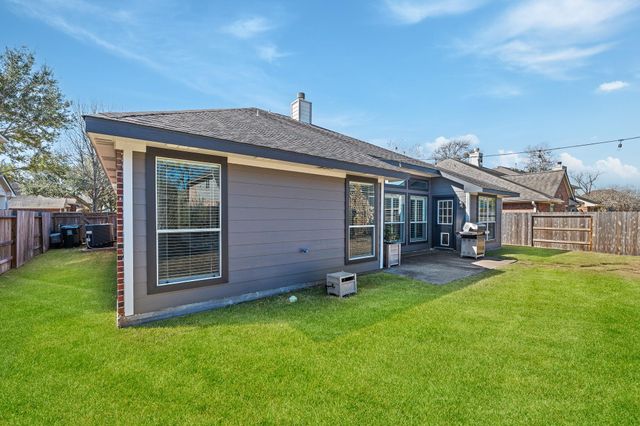 1334 Terrace View Drive, Sugar Land, TX 77479