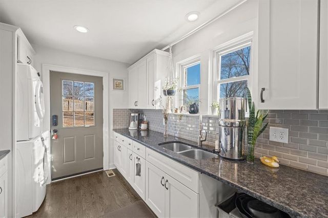 4423 Forest Avenue, Kansas City, MO 64110