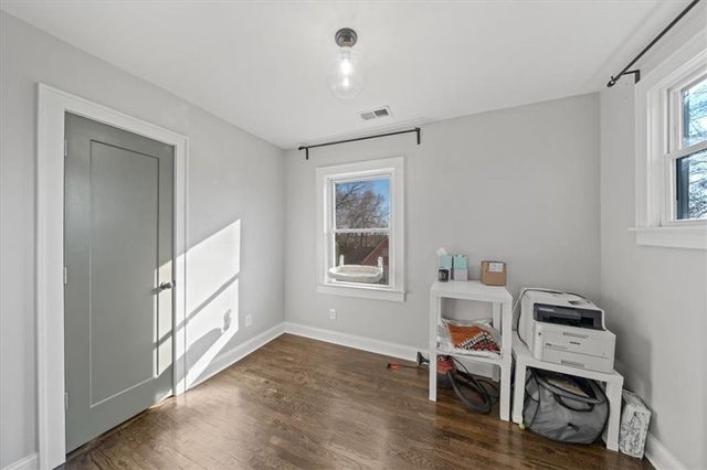 4423 Forest Avenue, Kansas City, MO 64110