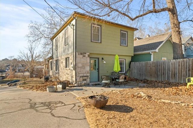 4423 Forest Avenue, Kansas City, MO 64110