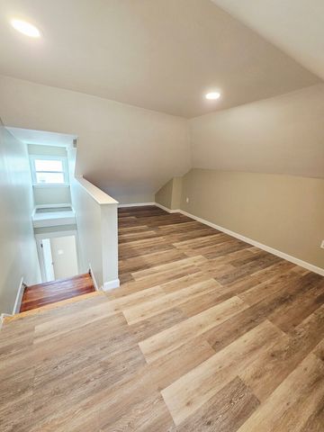 21-23 Arthur St 23, Methuen, MA 01844