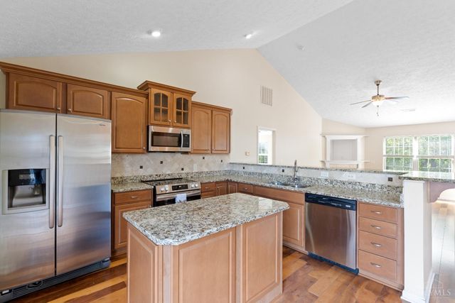 1106 Brookfield Drive, Waynesville, OH 45068