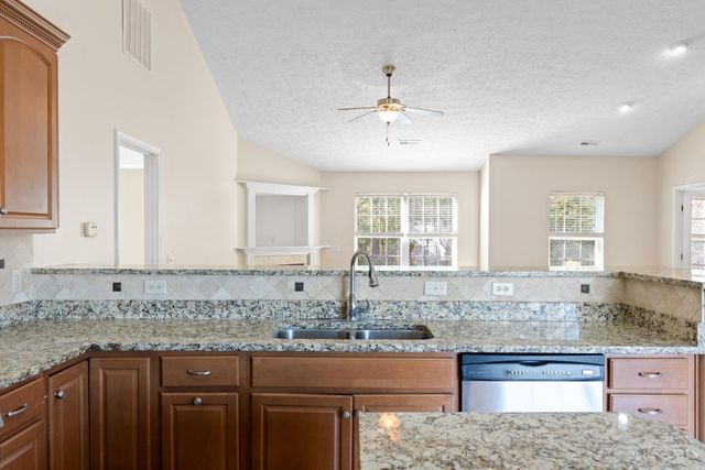 1106 Brookfield Drive, Waynesville, OH 45068