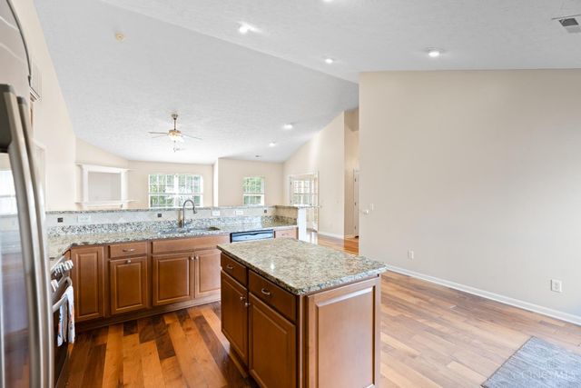 1106 Brookfield Drive, Waynesville, OH 45068