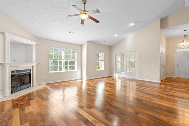 1106 Brookfield Drive, Waynesville, OH 45068