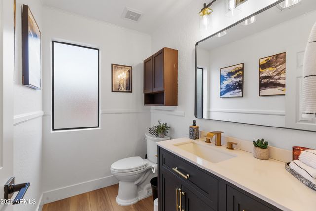 3912 E SHANNON Street, Phoenix, AZ 85044