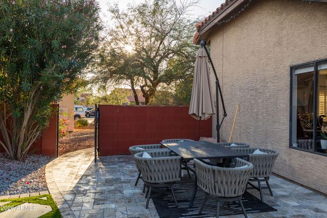 3912 E SHANNON Street, Phoenix, AZ 85044