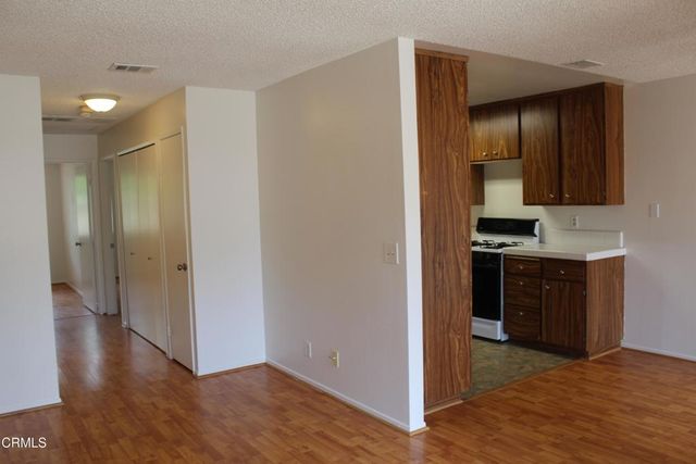734 Yeats Lane, Ventura, CA 93003