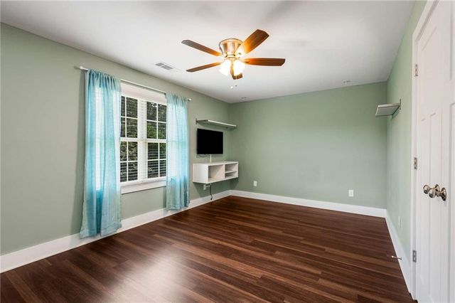 11 Chandler Court, Powder Springs, GA 30127
